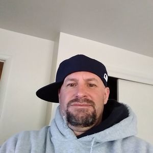 Meet your Posher, Larry